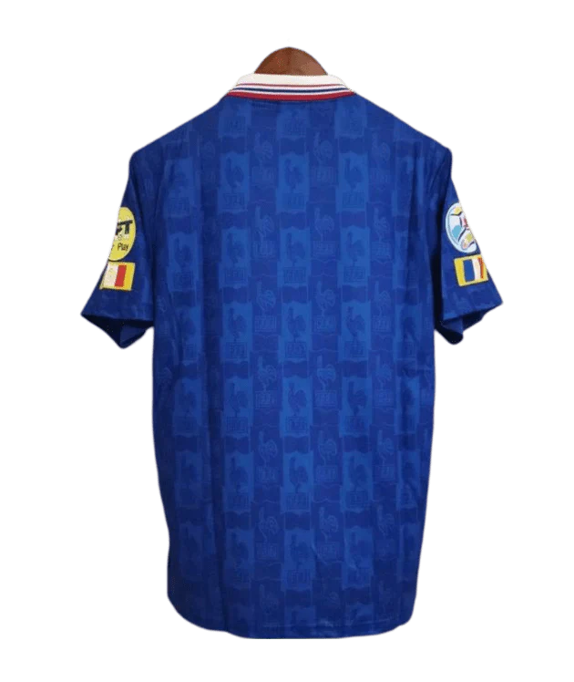 https://cdn.shopify.com/s/files/1/0826/7228/8075/files/19961997-france-home-retro-jersey-186465.webp?v=1741198519