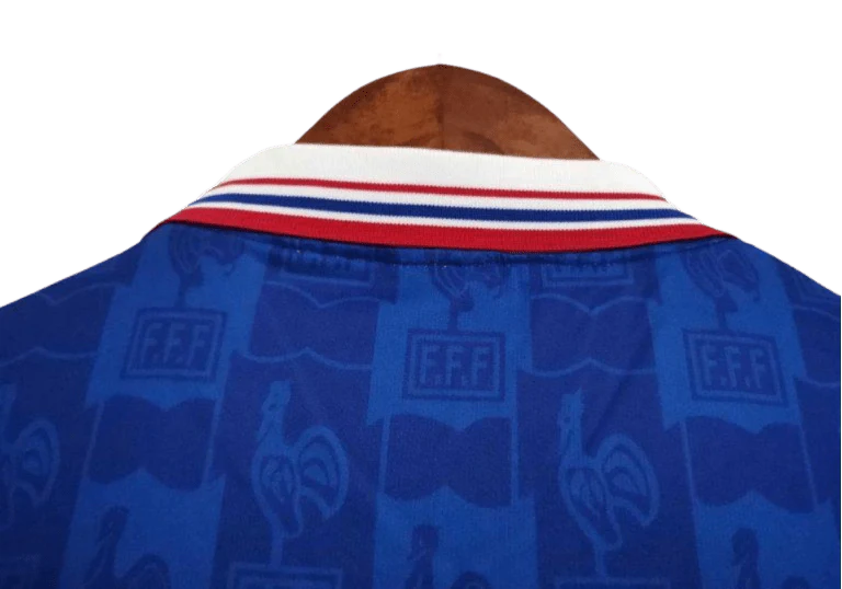 https://cdn.shopify.com/s/files/1/0826/7228/8075/files/19961997-france-home-retro-jersey-962794.webp?v=1741198519