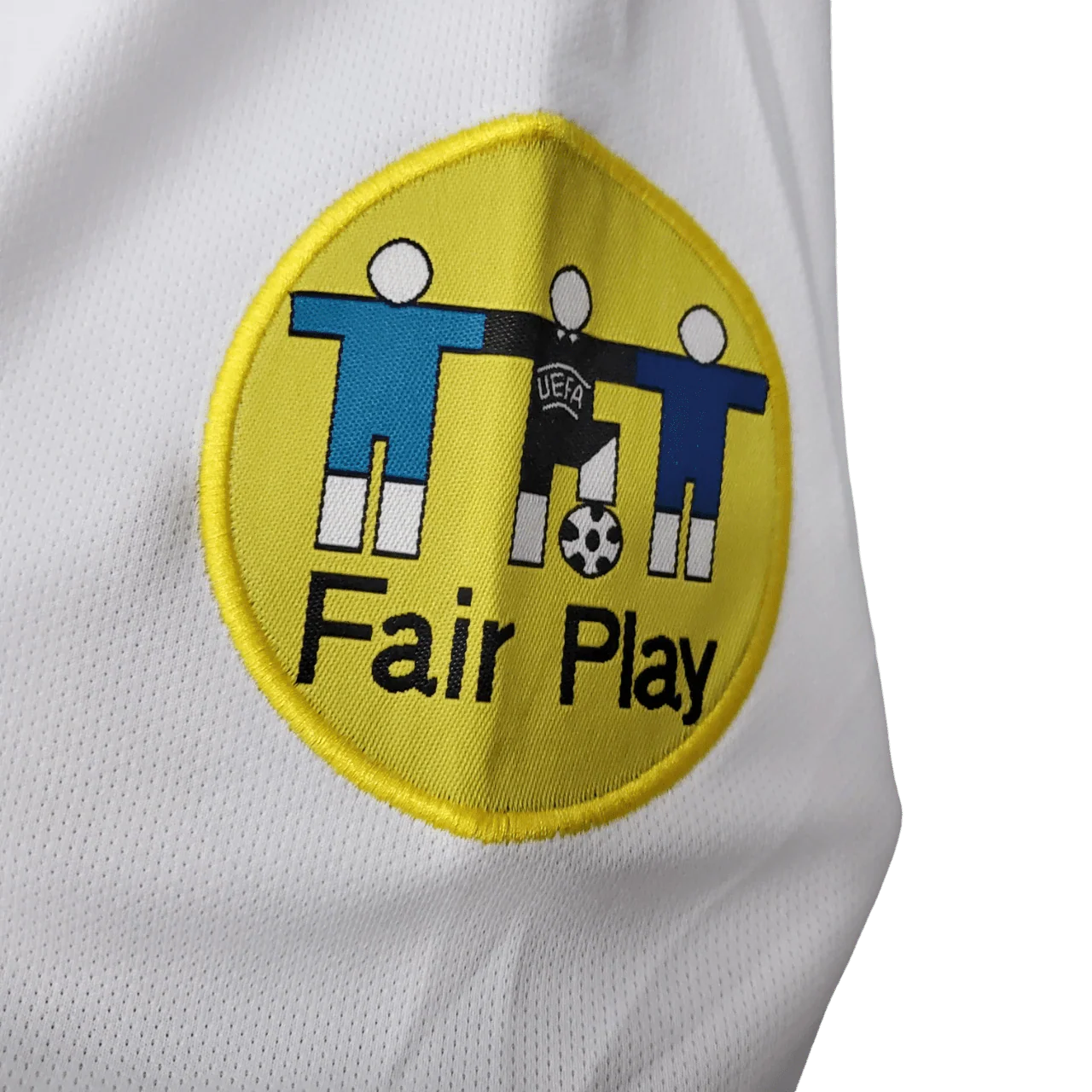 https://cdn.shopify.com/s/files/1/0826/7228/8075/files/19961997-italy-away-retro-kit-classickits433-450294.webp?v=1741198758
