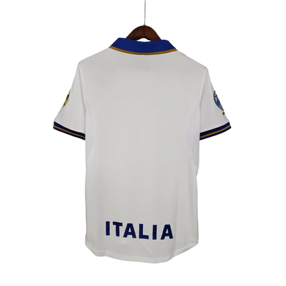 https://cdn.shopify.com/s/files/1/0826/7228/8075/files/19961997-italy-away-retro-kit-classickits433-499381.webp?v=1741198758