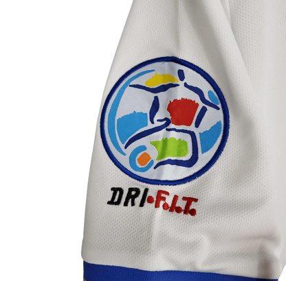 https://cdn.shopify.com/s/files/1/0826/7228/8075/files/19961997-italy-away-retro-kit-classickits433-584233.webp?v=1741198758