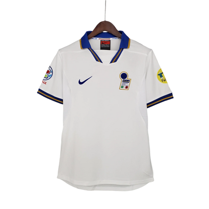 https://cdn.shopify.com/s/files/1/0826/7228/8075/files/19961997-italy-away-retro-kit-classickits433-744467.webp?v=1741198758