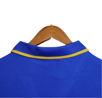 https://cdn.shopify.com/s/files/1/0826/7228/8075/files/19961997-italy-home-retro-kit-classickits433-473897.webp?v=1741198778