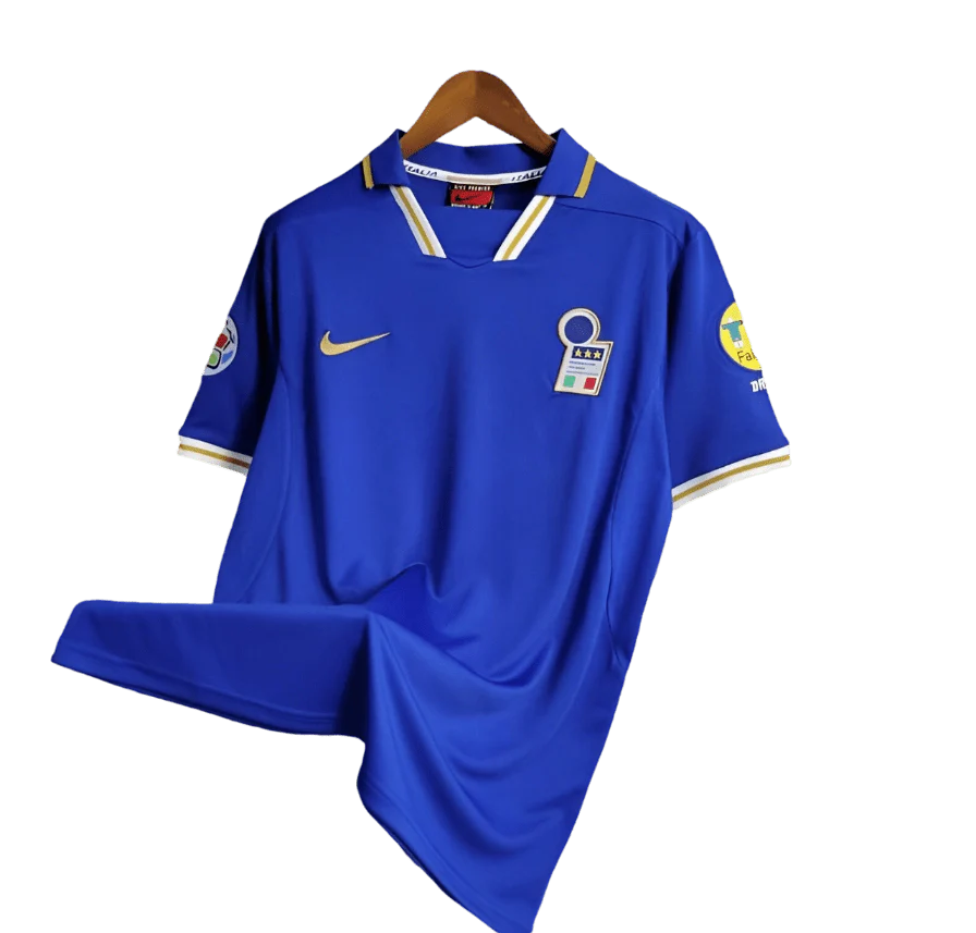 https://cdn.shopify.com/s/files/1/0826/7228/8075/files/19961997-italy-home-retro-kit-classickits433-834148.webp?v=1741198777