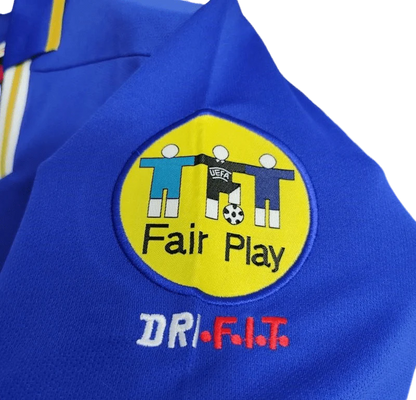 https://cdn.shopify.com/s/files/1/0826/7228/8075/files/19961997-italy-home-retro-kit-classickits433-882769.webp?v=1741198781