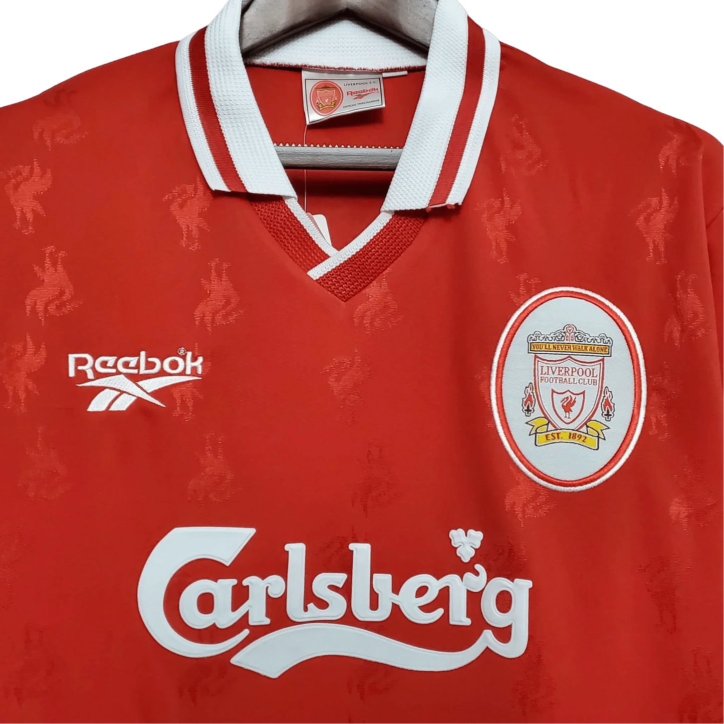 https://cdn.shopify.com/s/files/1/0826/7228/8075/files/19961997-liverpool-carlsberg-home-retro-kit-classickits433-265698.webp?v=1741199259