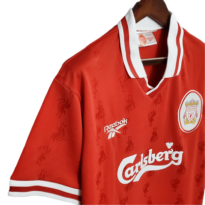 https://cdn.shopify.com/s/files/1/0826/7228/8075/files/19961997-liverpool-carlsberg-home-retro-kit-classickits433-640904.webp?v=1741199260