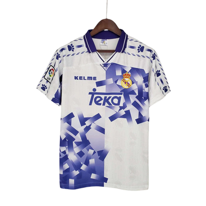 https://cdn.shopify.com/s/files/1/0826/7228/8075/files/19961997-real-madrid-teka-third-retro-kit-classickits433-690658.webp?v=1741199018