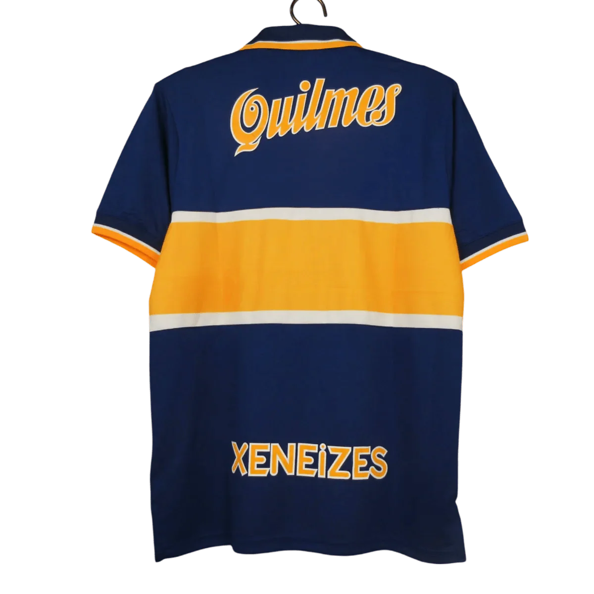https://cdn.shopify.com/s/files/1/0826/7228/8075/files/19971998-boca-juniors-quilmes-home-retro-jersey-909639.webp?v=1741197169