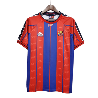 https://cdn.shopify.com/s/files/1/0826/7228/8075/files/19971998-fc-barcelona-home-retro-kit-classickits433-872719.webp?v=1741199035