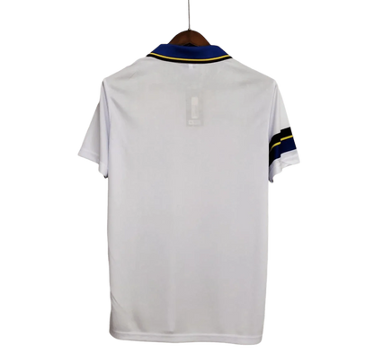 https://cdn.shopify.com/s/files/1/0826/7228/8075/files/19971998-inter-milan-pirelli-away-retro-kit-classickits433-192053.webp?v=1741198869
