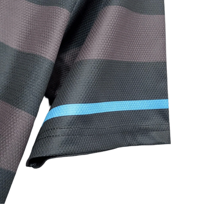 https://cdn.shopify.com/s/files/1/0826/7228/8075/files/19971998-inter-milan-pirelli-third-retro-kit-classickits433-913195.webp?v=1741198899