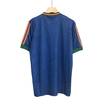 https://cdn.shopify.com/s/files/1/0826/7228/8075/files/19971998-newcastle-utd-away-retro-kit-classickits433-862185.webp?v=1741199128
