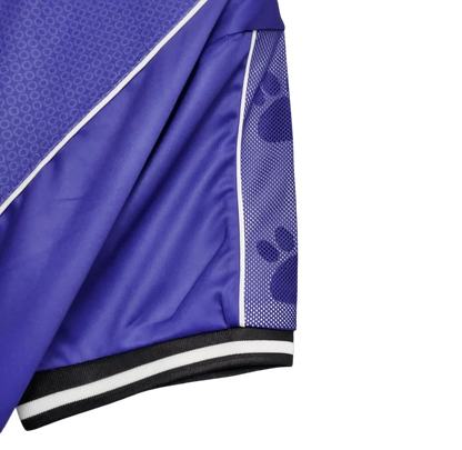 https://cdn.shopify.com/s/files/1/0826/7228/8075/files/19971998-real-madrid-teka-blue-away-retro-kit-classickits433-531946.webp?v=1741199032