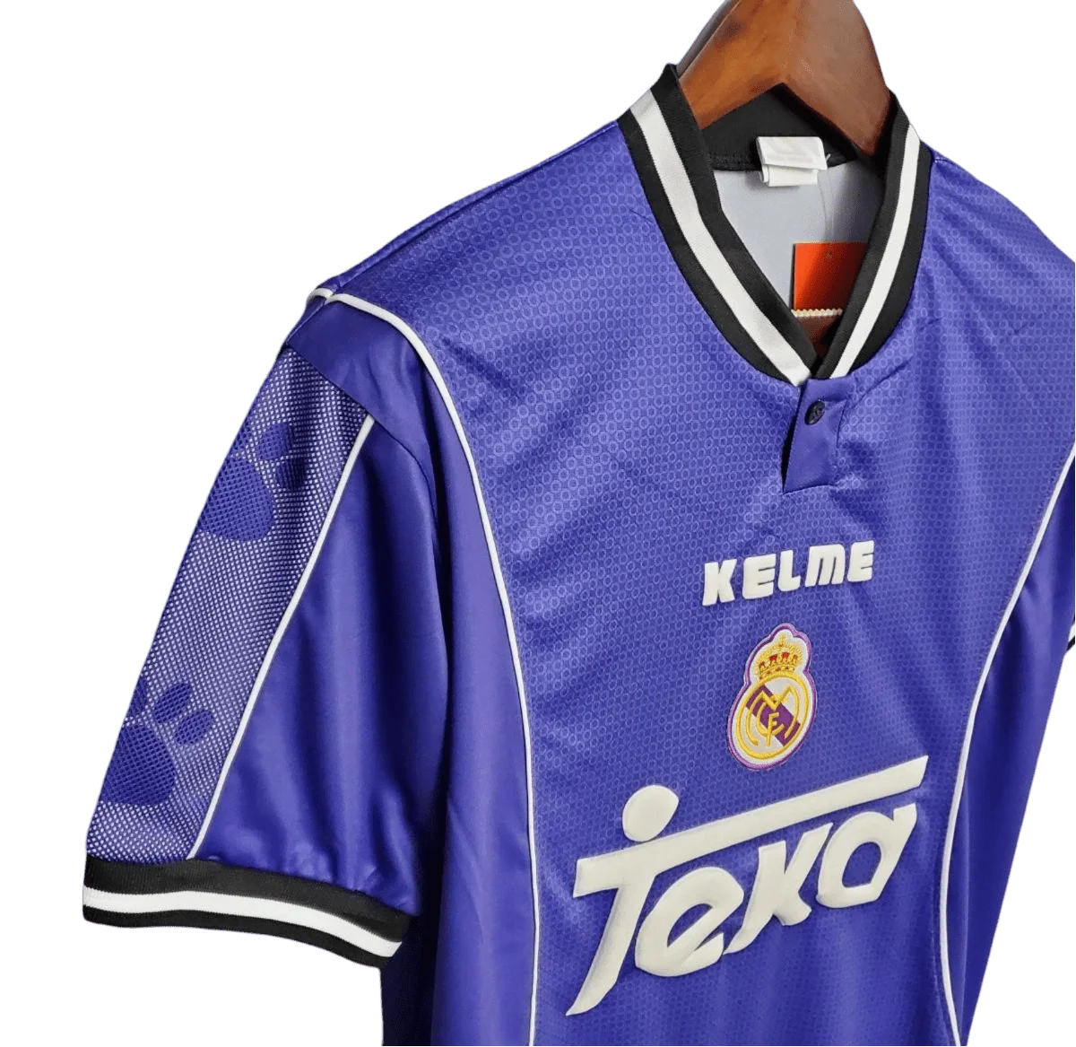 https://cdn.shopify.com/s/files/1/0826/7228/8075/files/19971998-real-madrid-teka-blue-away-retro-kit-classickits433-939461.webp?v=1741199033