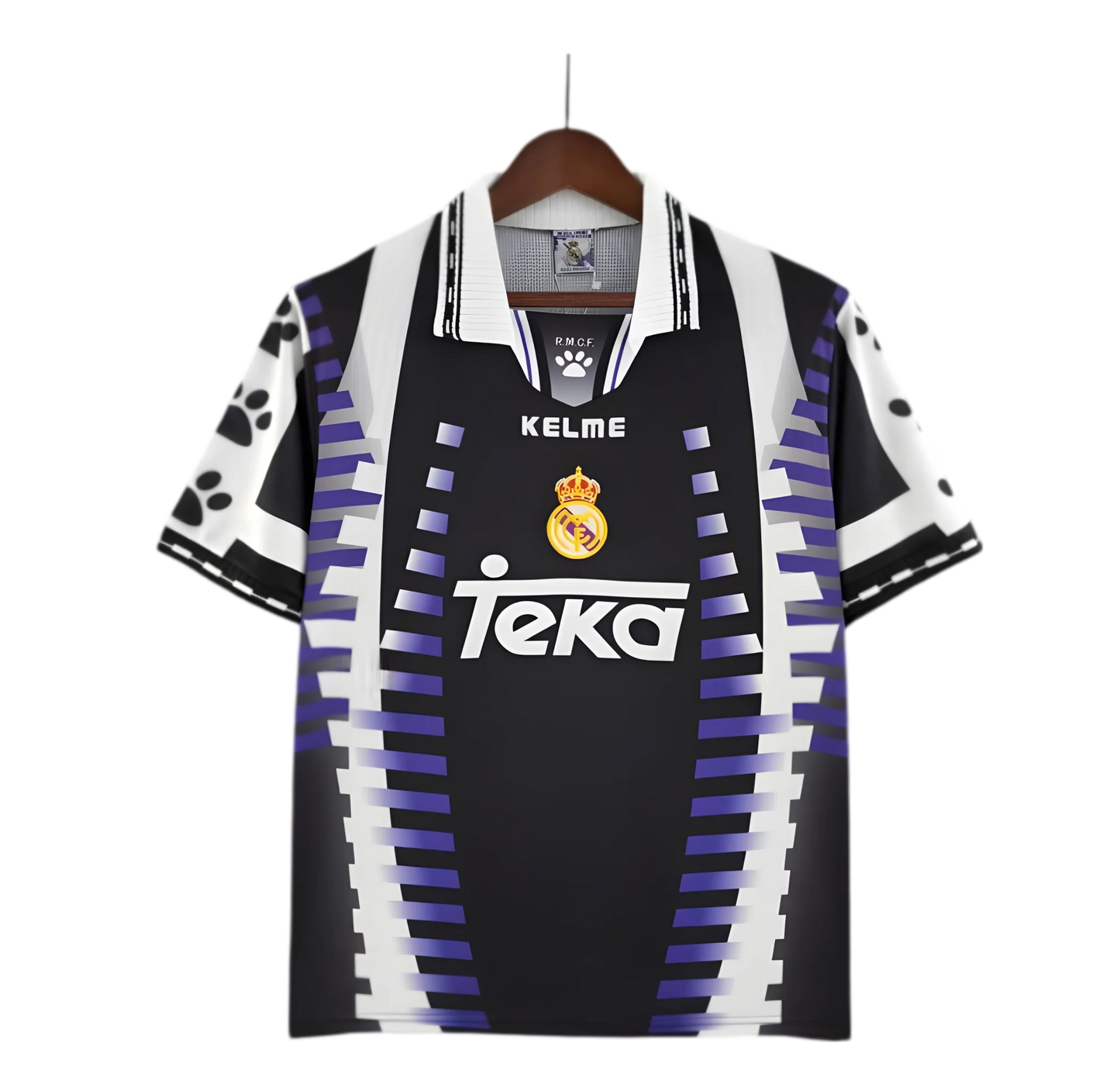 https://cdn.shopify.com/s/files/1/0826/7228/8075/files/19971998-real-madrid-teka-third-retro-kit-classickits433-671660.webp?v=1741199017
