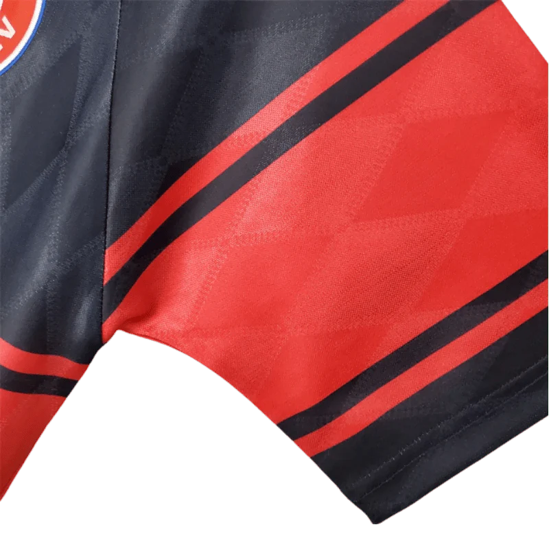 https://cdn.shopify.com/s/files/1/0826/7228/8075/files/19971999-bayern-munich-opel-home-retro-kit-classickits433-749410.webp?v=1741199337
