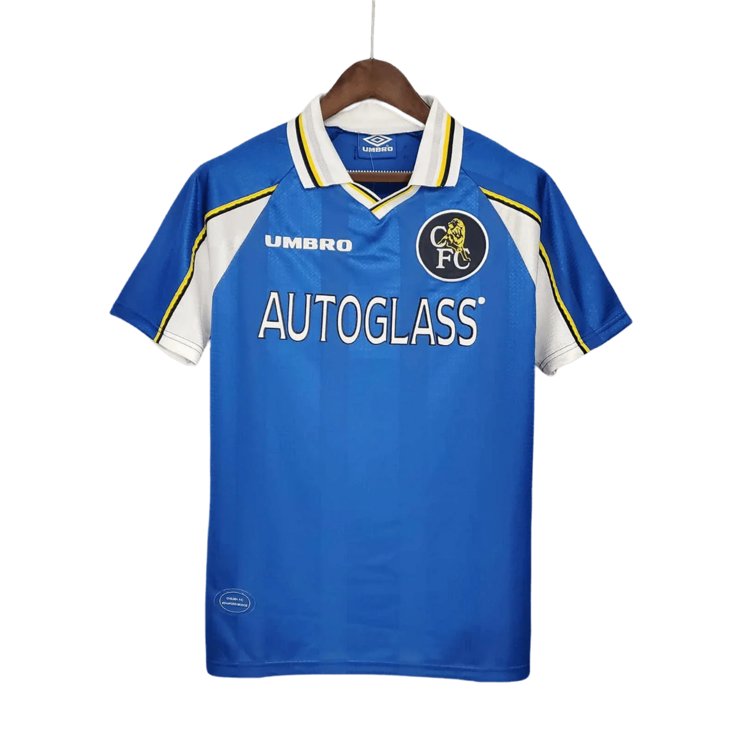 https://cdn.shopify.com/s/files/1/0826/7228/8075/files/19971999-chelsea-autoglass-home-retro-kit-classickits433-248264.webp?v=1741199257