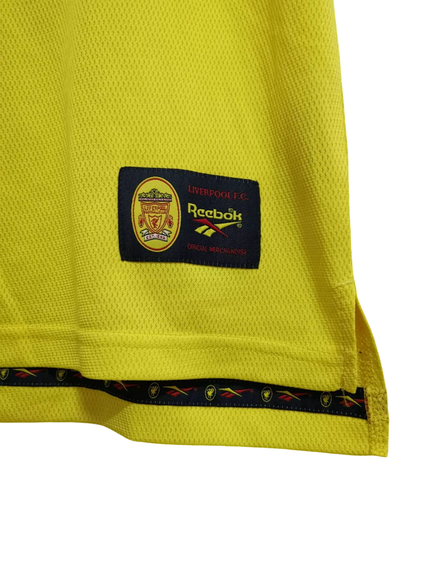 https://cdn.shopify.com/s/files/1/0826/7228/8075/files/19971999-liverpooi-carlsberg-yellow-away-retro-kit-classickits433-112181.webp?v=1741197839
