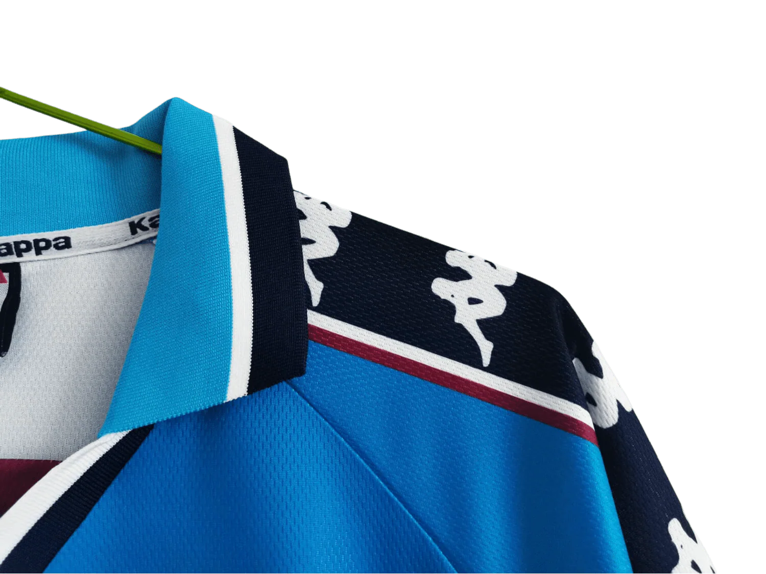 https://cdn.shopify.com/s/files/1/0826/7228/8075/files/19971999-manchester-city-brother-home-retro-kit-classickits433-160833.webp?v=1741199206