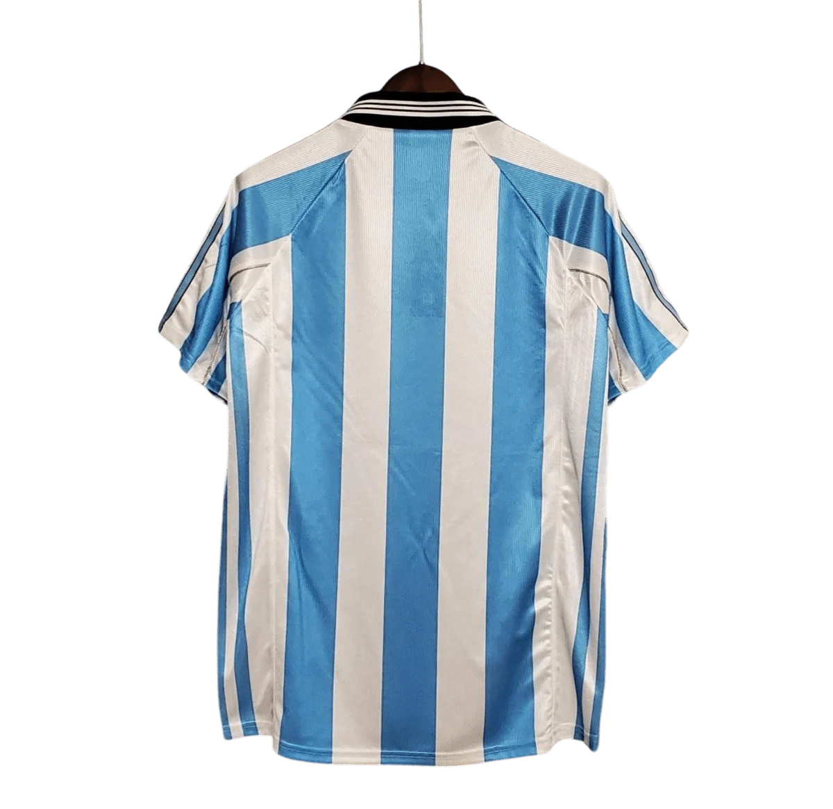 https://cdn.shopify.com/s/files/1/0826/7228/8075/files/1998-argentina-world-cup-home-retro-kit-classickits433-567981.webp?v=1741198795