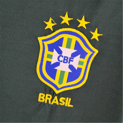https://cdn.shopify.com/s/files/1/0826/7228/8075/files/1998-brazil-goalkeeper-dark-green-retro-kit-169228.webp?v=1741196953