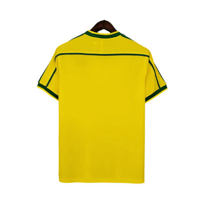 https://cdn.shopify.com/s/files/1/0826/7228/8075/files/1998-brazil-world-cup-retro-kit-classickits433-676146.webp?v=1741198773
