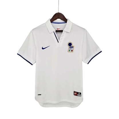 https://cdn.shopify.com/s/files/1/0826/7228/8075/files/1998-italy-away-kit-951606.webp?v=1741197279
