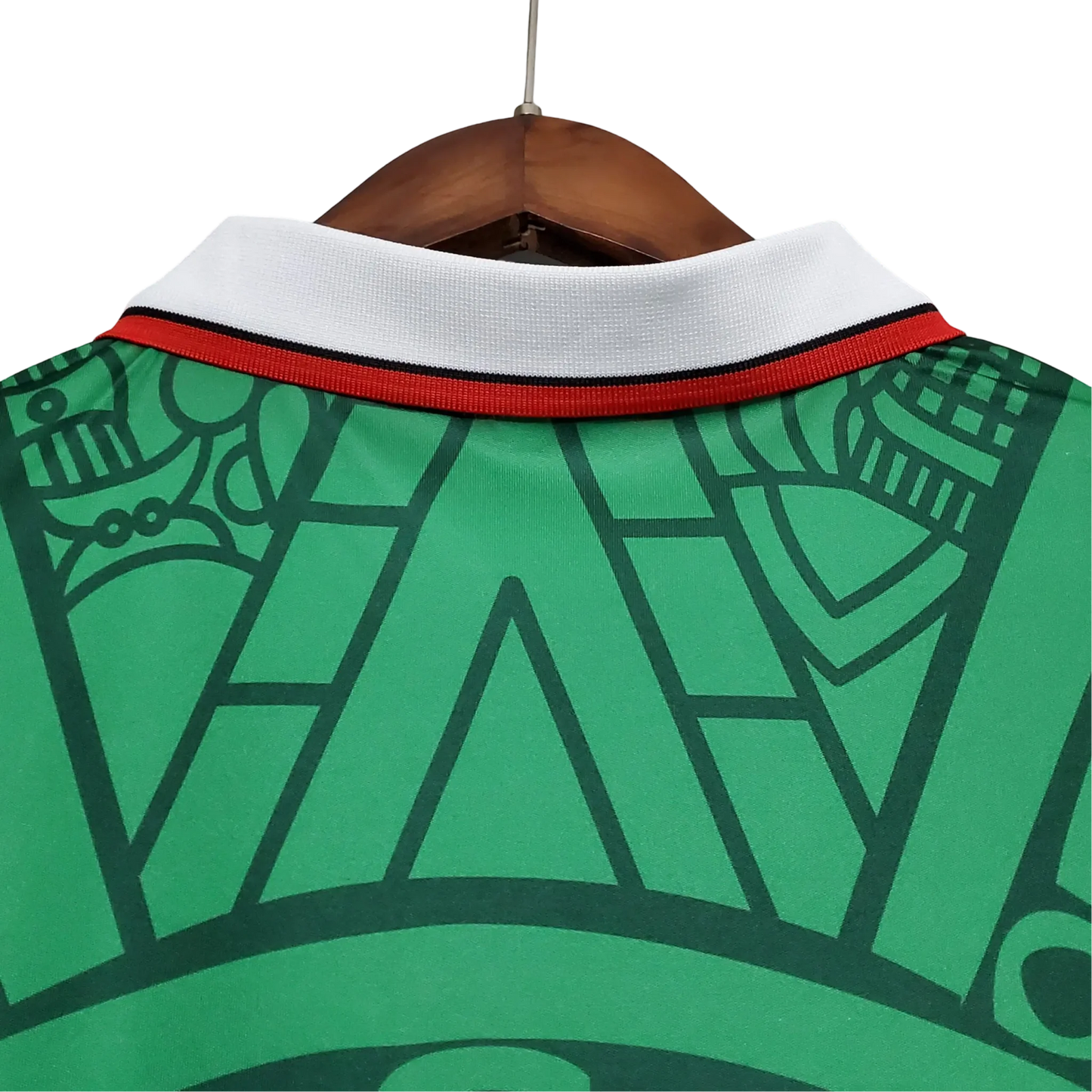 https://cdn.shopify.com/s/files/1/0826/7228/8075/files/1998-mexico-world-cup-jersey-home-retro-858530.webp?v=1741198778