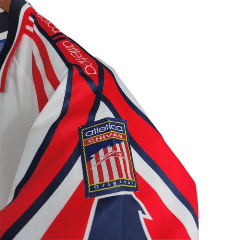 https://cdn.shopify.com/s/files/1/0826/7228/8075/files/19981998-chivas-guadalajara-cocacola-away-retro-jersey-883801.webp?v=1741197166