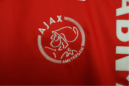 https://cdn.shopify.com/s/files/1/0826/7228/8075/files/19981999-ajax-abn-amro-international-retro-kit-classickits433-266664.webp?v=1741198345