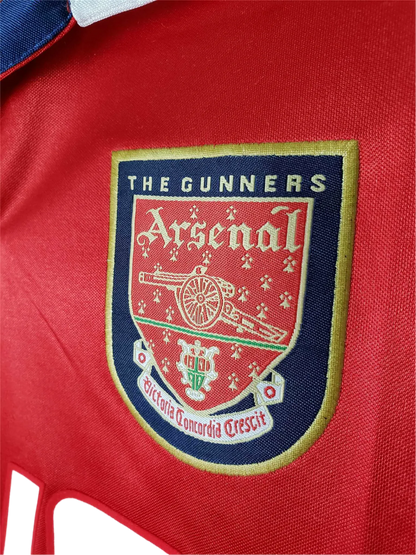 https://cdn.shopify.com/s/files/1/0826/7228/8075/files/19981999-arsenal-jvc-home-kit-long-sleeve-classickits433-153865.webp?v=1741198355