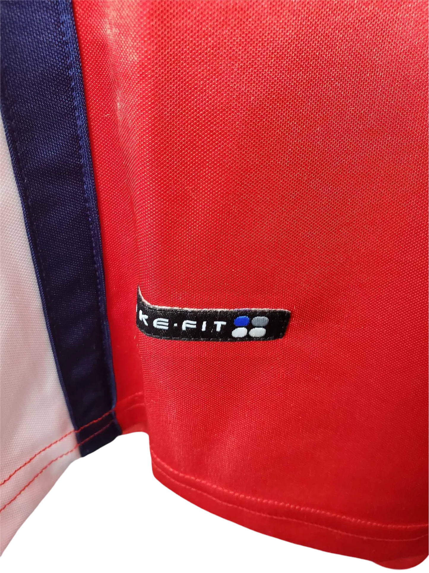 https://cdn.shopify.com/s/files/1/0826/7228/8075/files/19981999-arsenal-jvc-home-kit-long-sleeve-classickits433-636783.webp?v=1741198356