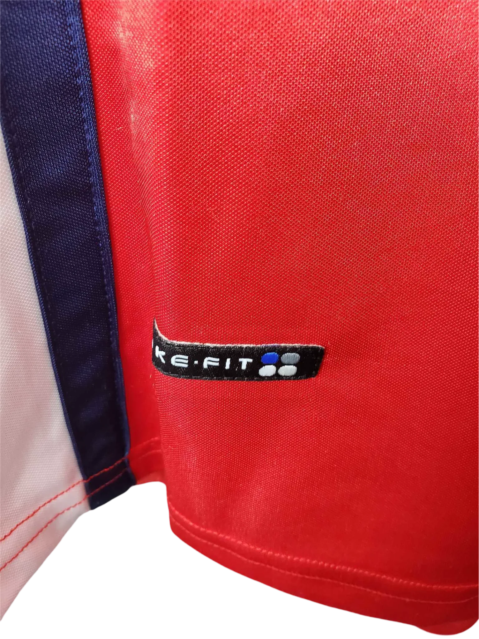 https://cdn.shopify.com/s/files/1/0826/7228/8075/files/19981999-arsenal-jvc-home-kit-long-sleeve-classickits433-636783.webp?v=1741198356