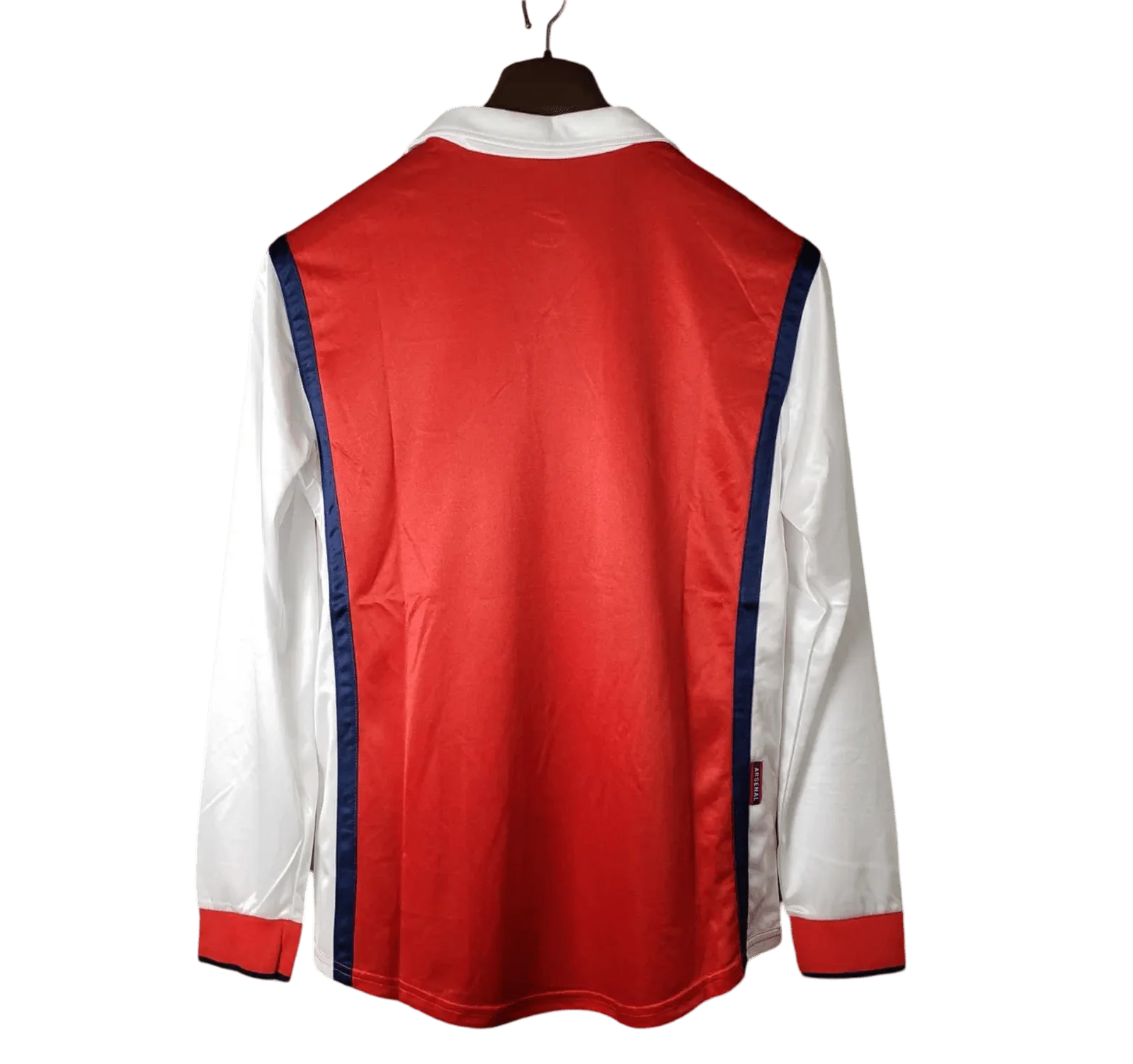 https://cdn.shopify.com/s/files/1/0826/7228/8075/files/19981999-arsenal-jvc-home-kit-long-sleeve-classickits433-657888.webp?v=1741198357