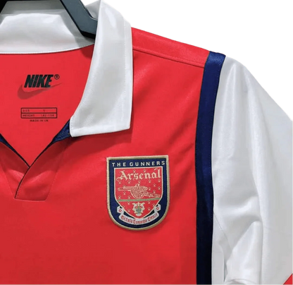 https://cdn.shopify.com/s/files/1/0826/7228/8075/files/19981999-arsenal-jvc-home-retro-kit-classickits433-734380.webp?v=1741199351