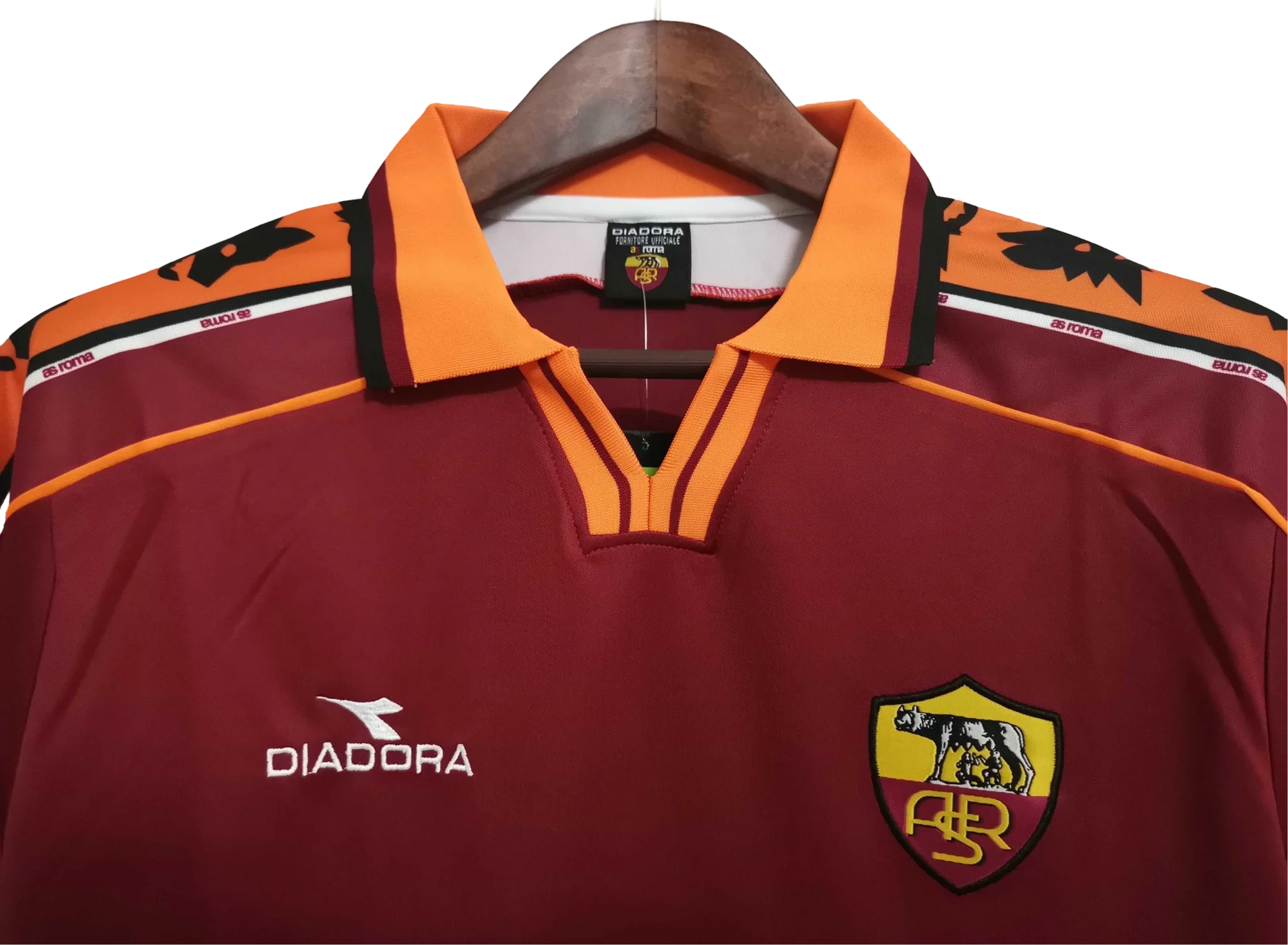 https://cdn.shopify.com/s/files/1/0826/7228/8075/files/19981999-as-roma-ina-assitalia-home-retro-kit-classickits433-291727.webp?v=1741199016