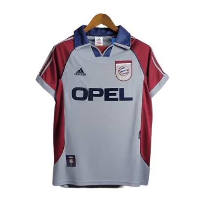 https://cdn.shopify.com/s/files/1/0826/7228/8075/files/19981999-bayern-munich-opel-third-retro-kit-classickits433-398582.webp?v=1741199348