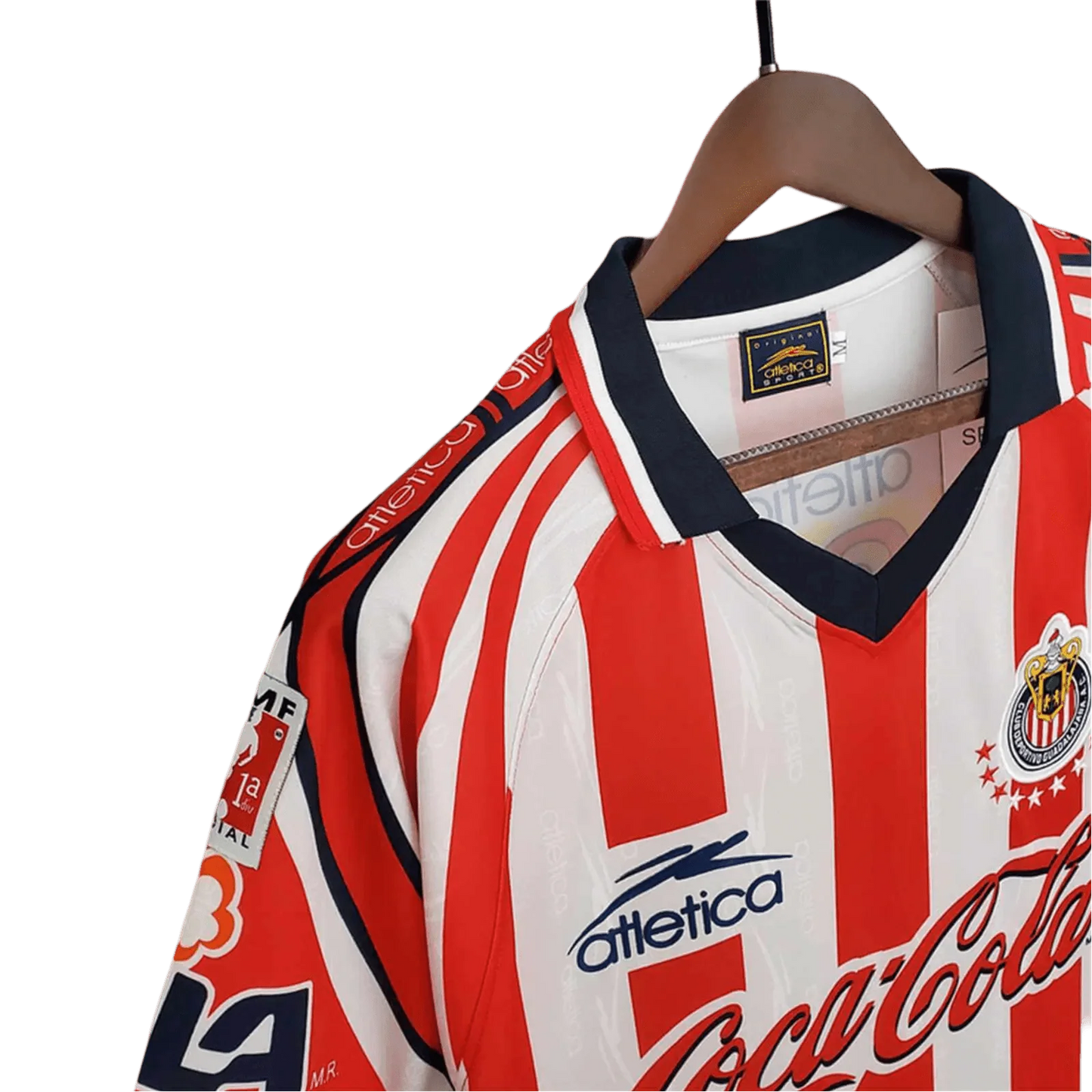 https://cdn.shopify.com/s/files/1/0826/7228/8075/files/19981999-chivas-guadalajara-coca-cola-home-retro-jersey-208994.webp?v=1741197190