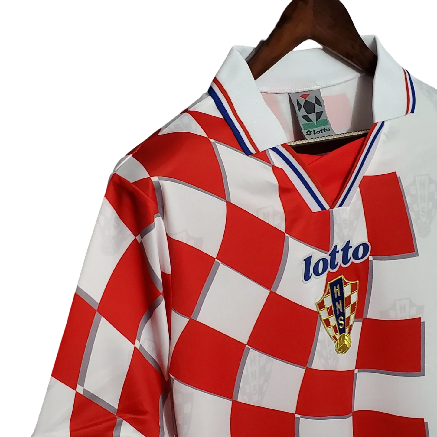 https://cdn.shopify.com/s/files/1/0826/7228/8075/files/19981999-croatia-home-retro-kit-classickits433-731124.webp?v=1741198773