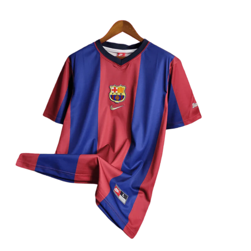 https://cdn.shopify.com/s/files/1/0826/7228/8075/files/19981999-fc-barcelona-home-retro-kit-classickits433-199288.webp?v=1741199018