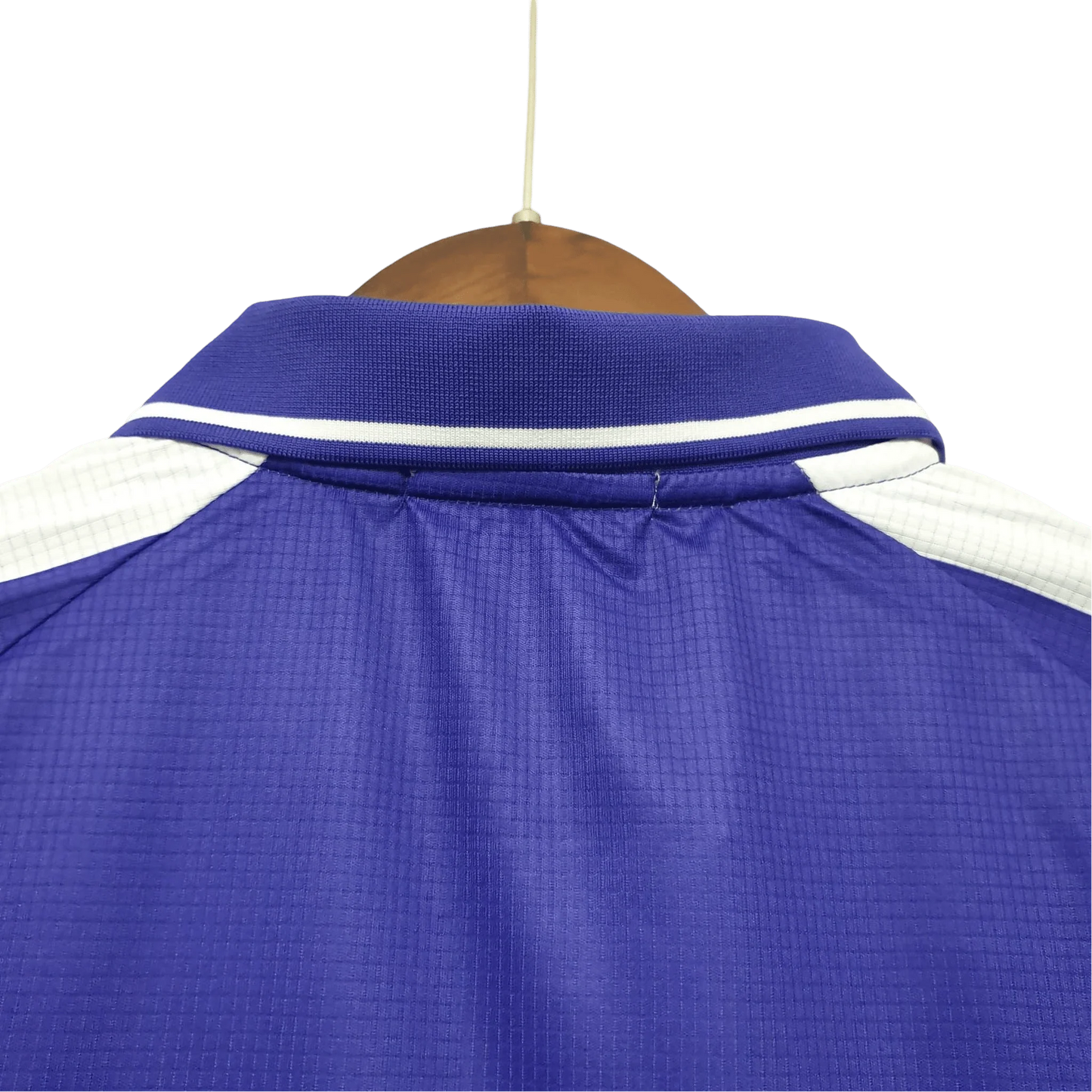 https://cdn.shopify.com/s/files/1/0826/7228/8075/files/19981999-fiorentina-florence-nintendo-fila-home-retro-kit-classickits433-722060.webp?v=1741199047