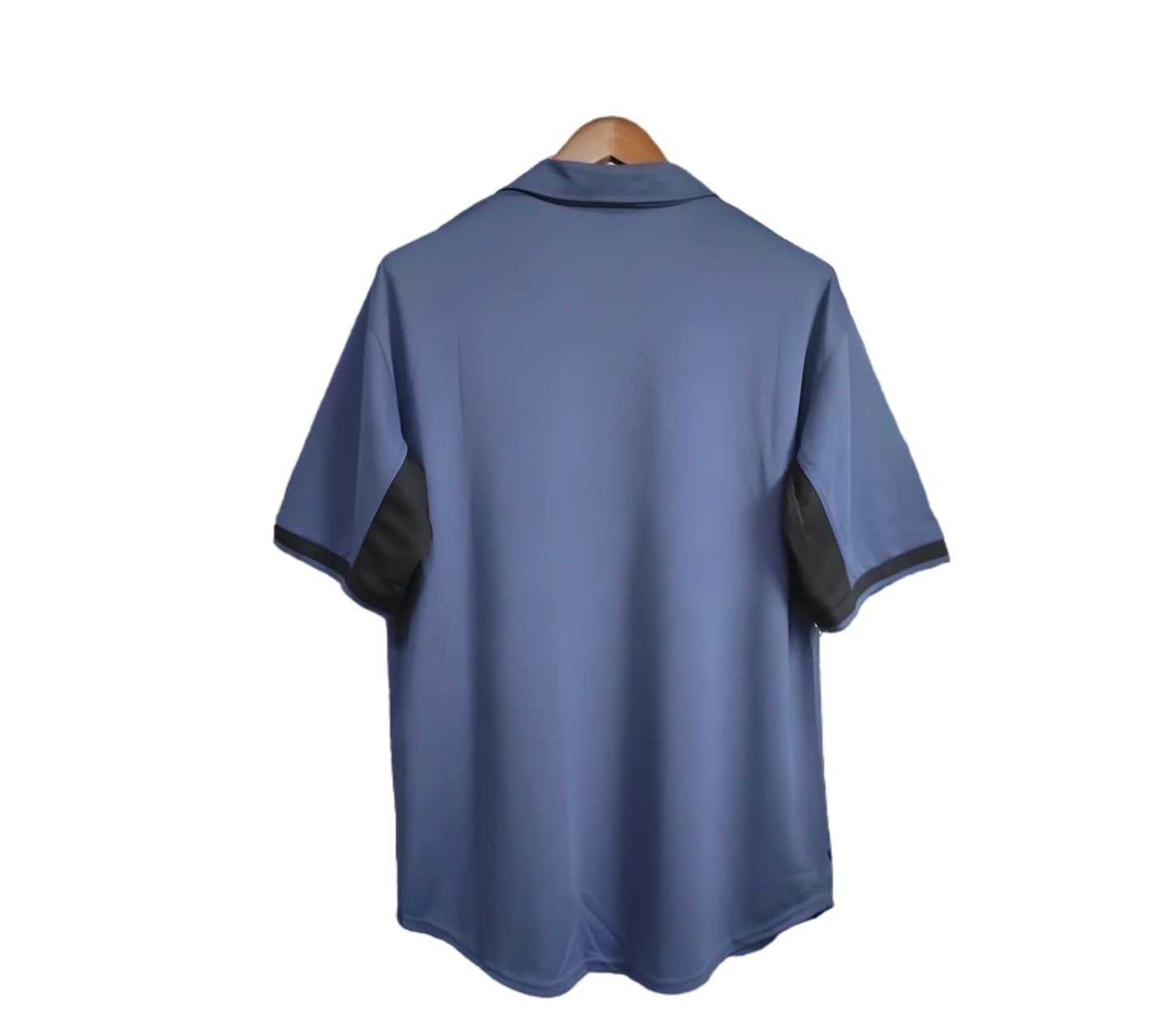 https://cdn.shopify.com/s/files/1/0826/7228/8075/files/19981999-inter-milan-pirelli-third-blue-retro-kit-classickits433-655415.webp?v=1741198874