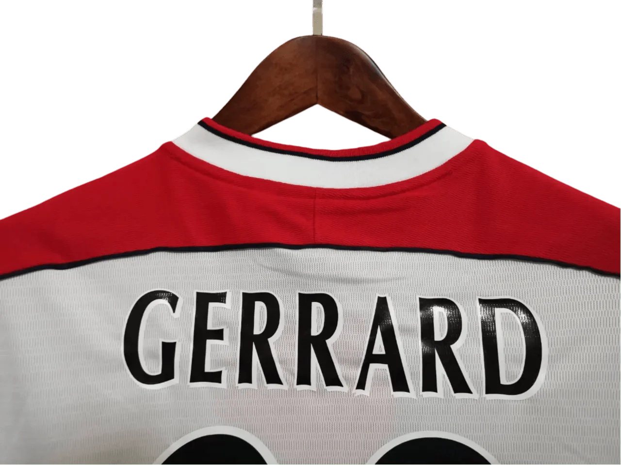 https://cdn.shopify.com/s/files/1/0826/7228/8075/files/19981999-liverpooi-carlsberg-white-away-retro-kit-classickits433-716971.webp?v=1741197839
