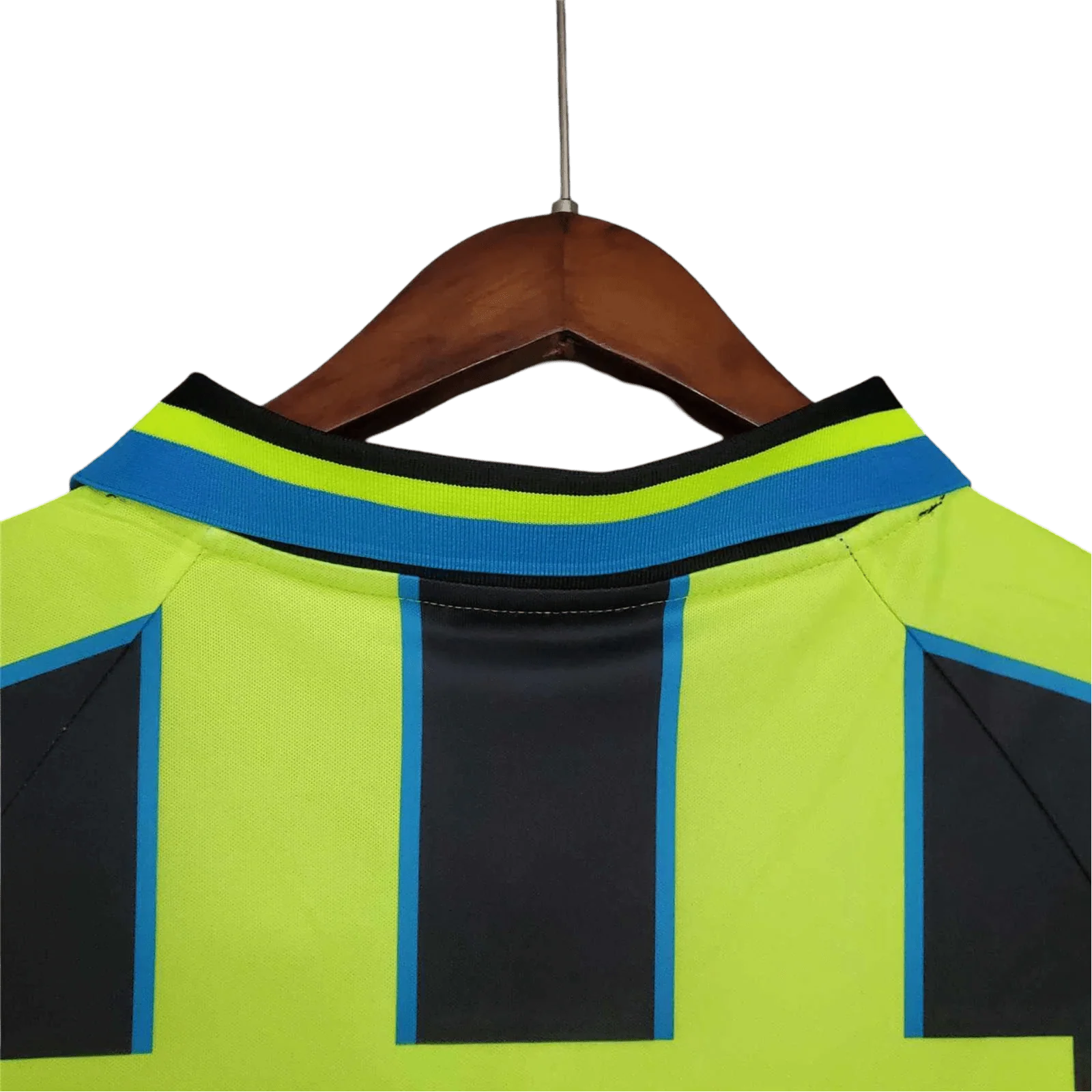 https://cdn.shopify.com/s/files/1/0826/7228/8075/files/19981999-manchester-city-brother-away-retro-kit-classickits433-144441.webp?v=1741199189