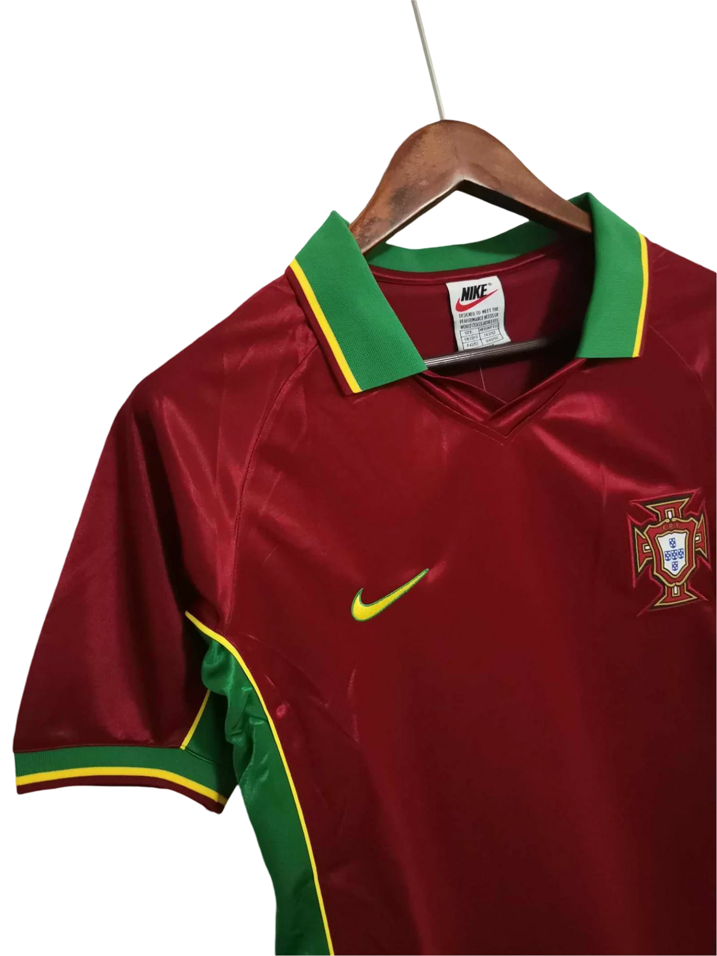 https://cdn.shopify.com/s/files/1/0826/7228/8075/files/19981999-portugal-home-retro-jersey-676309.webp?v=1741198516