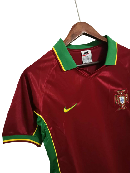 https://cdn.shopify.com/s/files/1/0826/7228/8075/files/19981999-portugal-home-retro-jersey-676309.webp?v=1741198516
