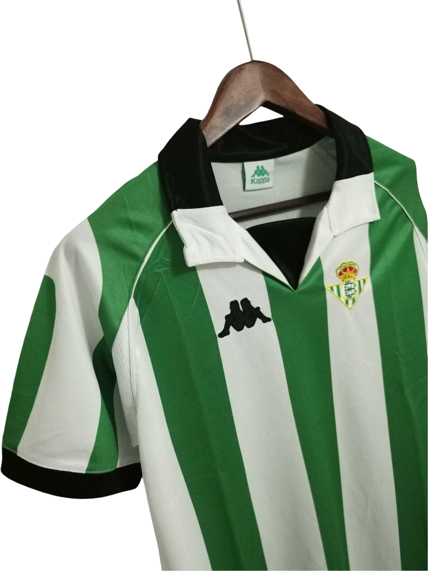 https://cdn.shopify.com/s/files/1/0826/7228/8075/files/19981999-real-betis-home-retro-kit-classickits433-469738.webp?v=1741199039