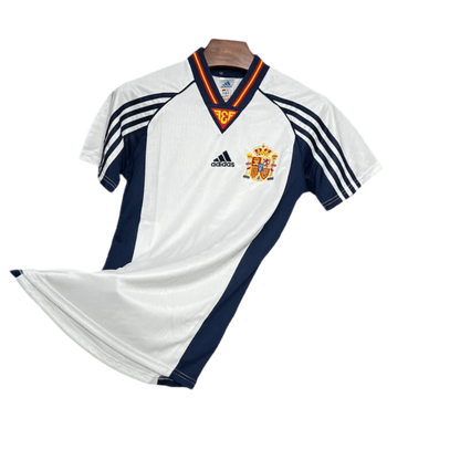 https://cdn.shopify.com/s/files/1/0826/7228/8075/files/19981999-spain-away-retro-kit-classickits433-629006.webp?v=1741198609