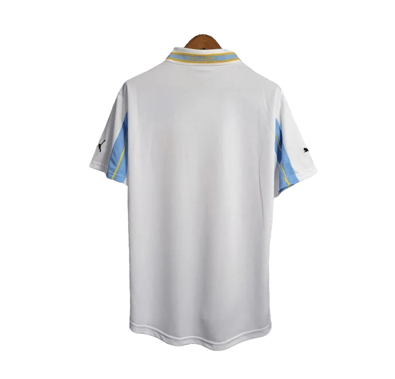 https://cdn.shopify.com/s/files/1/0826/7228/8075/files/19982000-lazio-cirio-puma-away-retro-kit-classickits433-814383.webp?v=1741199019